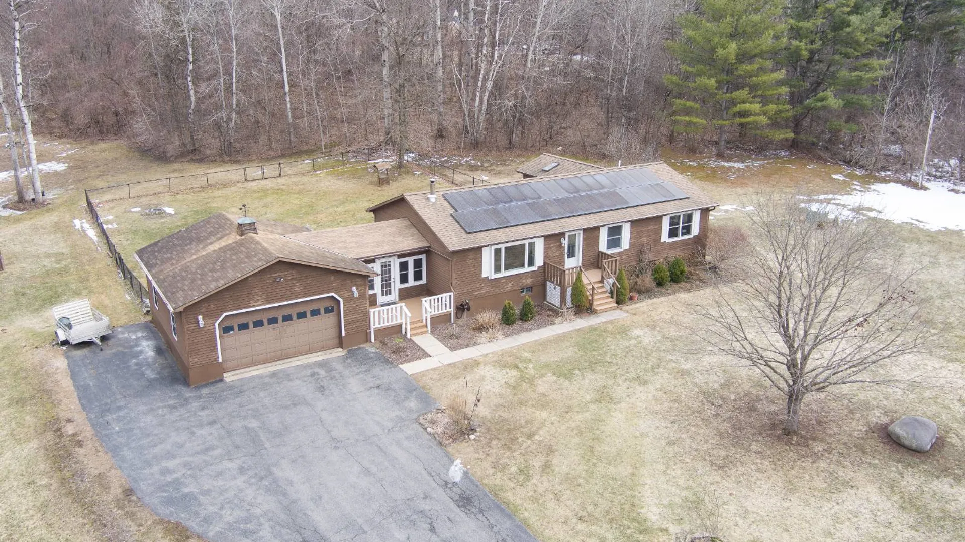 Property at 1128 Green Corners, Amsterdam, NY 12010 2
