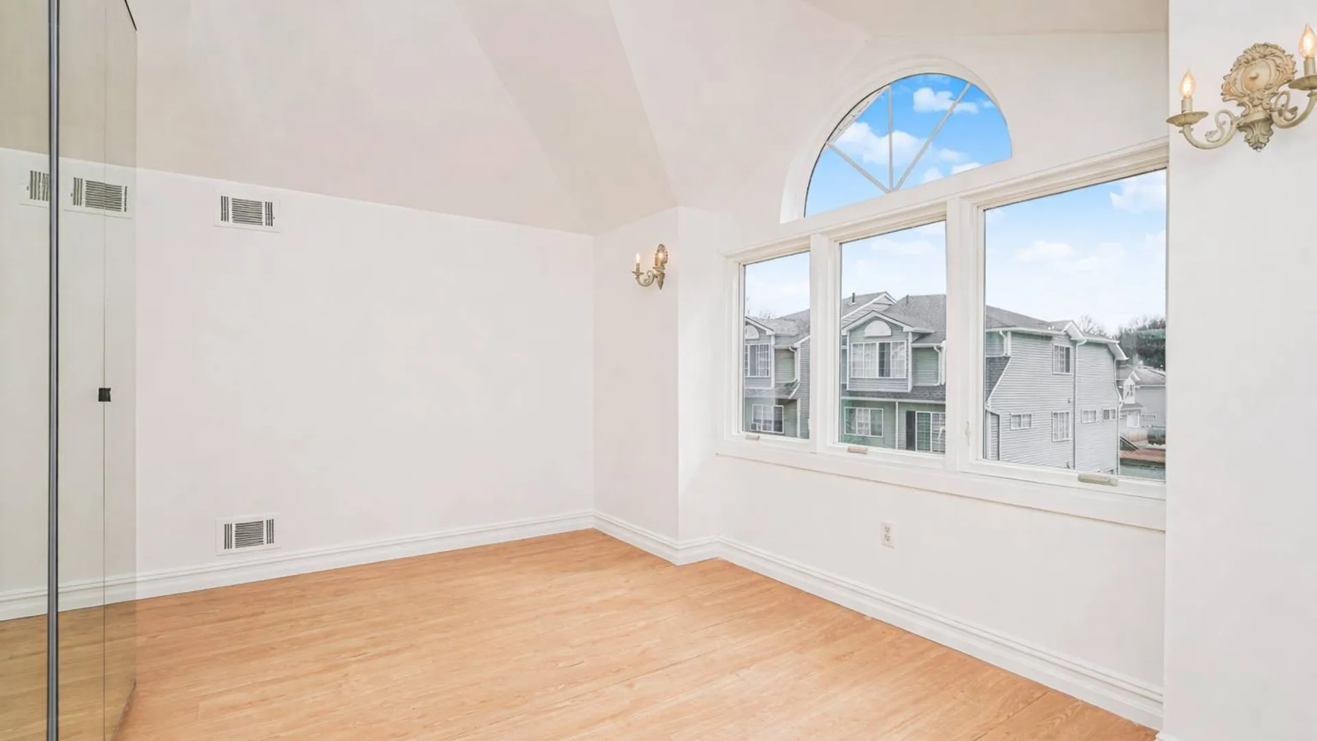 Property at 170 Darnell Lane, Staten Island, NY 10309 19