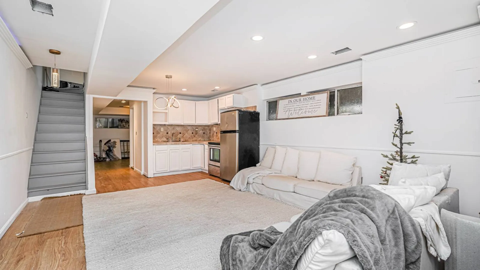 Property at 170 Darnell Lane, Staten Island, NY 10309 20