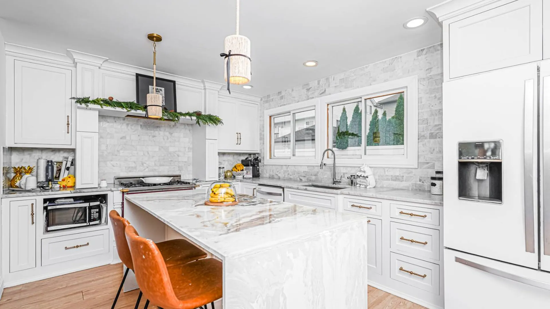 Property at 170 Darnell Lane, Staten Island, NY 10309 6