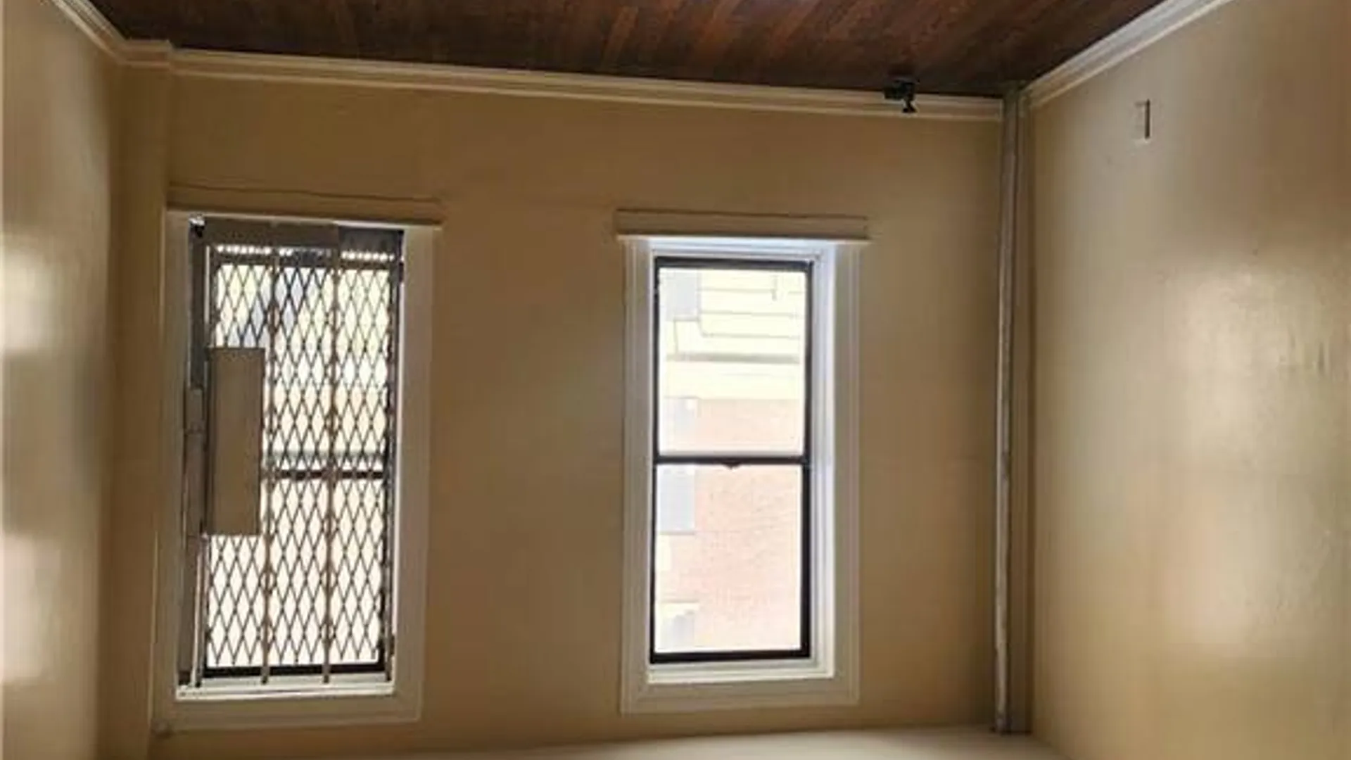 Property at 590 Parkside Ave, Brooklyn, NY 11226 11