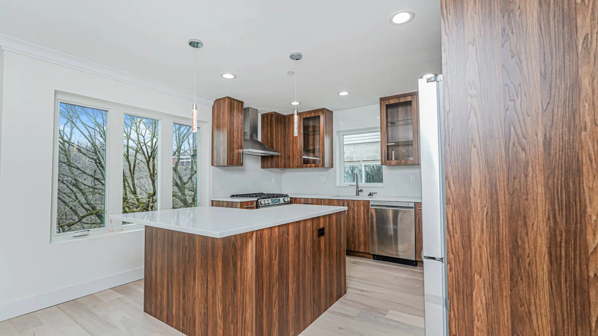 Property at 54 Cedarcliff Road, Staten Island, NY 10301 13