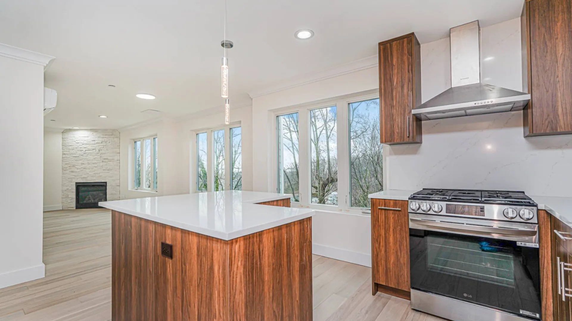 Property at 54 Cedarcliff Road, Staten Island, NY 10301 14