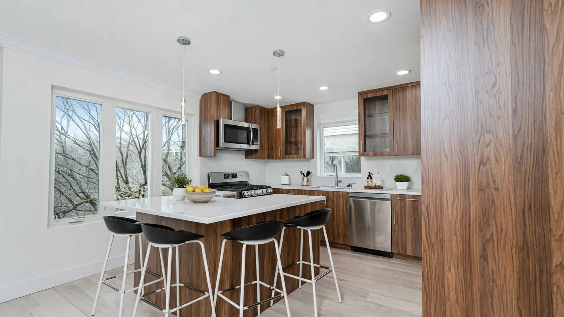 Property at 54 Cedarcliff Road, Staten Island, NY 10301 15