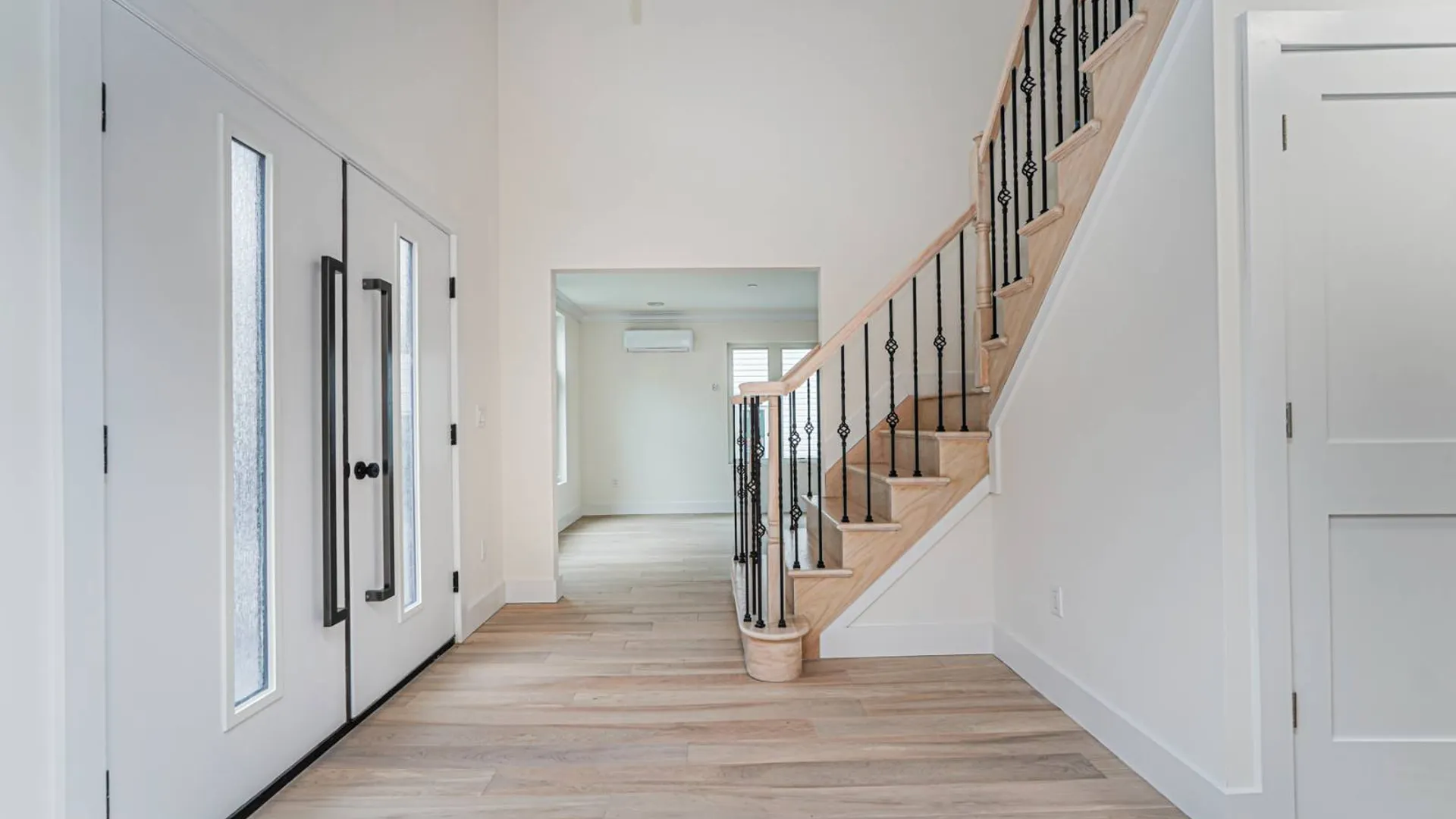 Property at 54 Cedarcliff Road, Staten Island, NY 10301 4