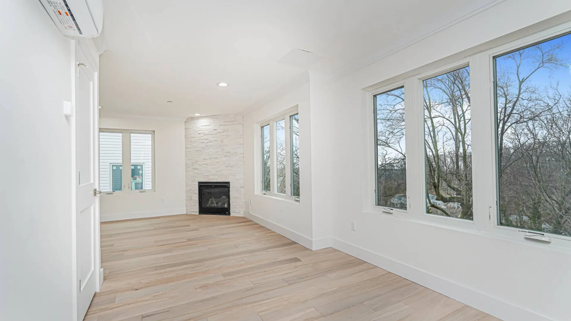 Property at 54 Cedarcliff Road, Staten Island, NY 10301 8