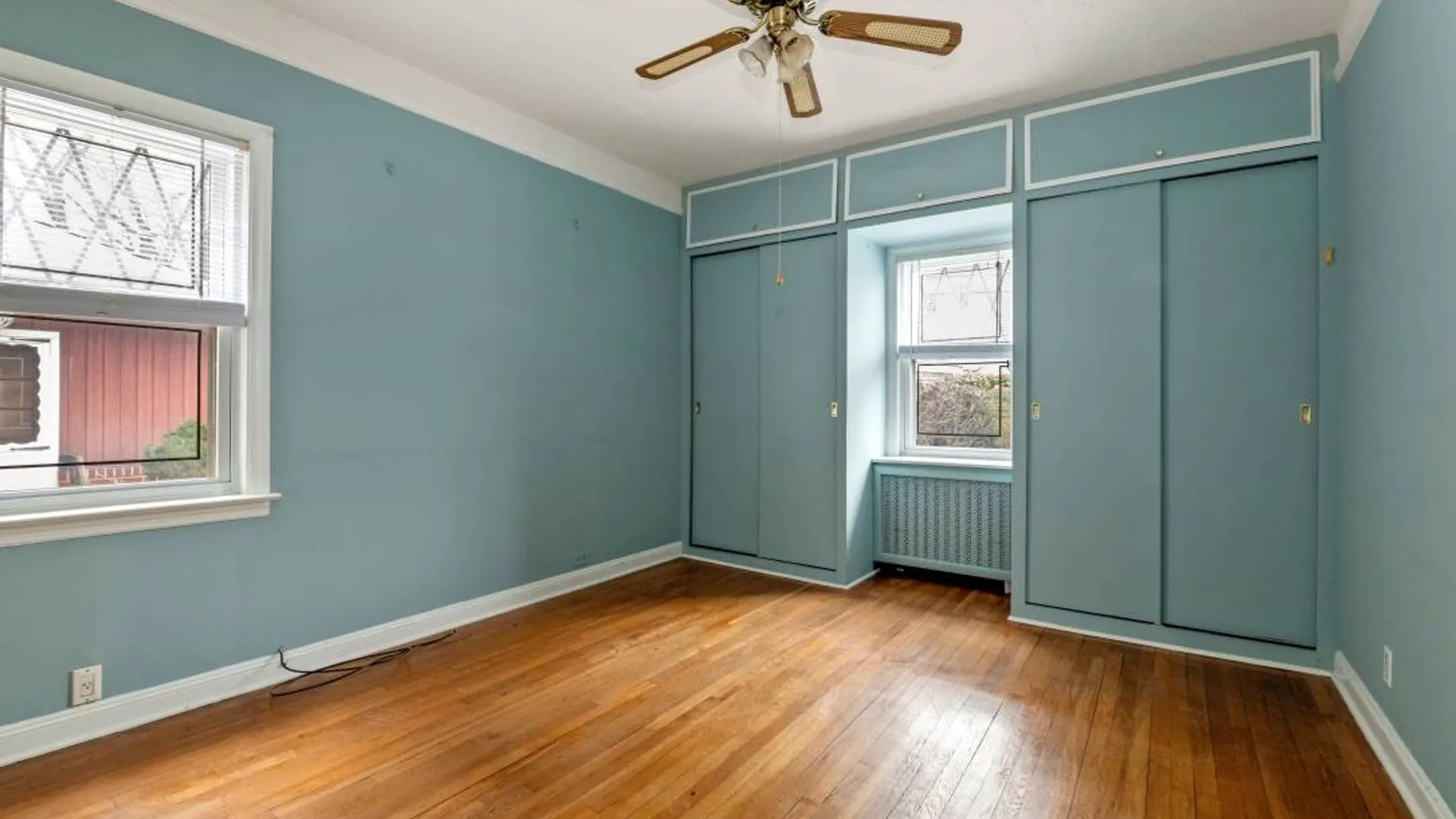 Property at 51-15 Bell Boulevard, Bayside Hills, NY 11364 13