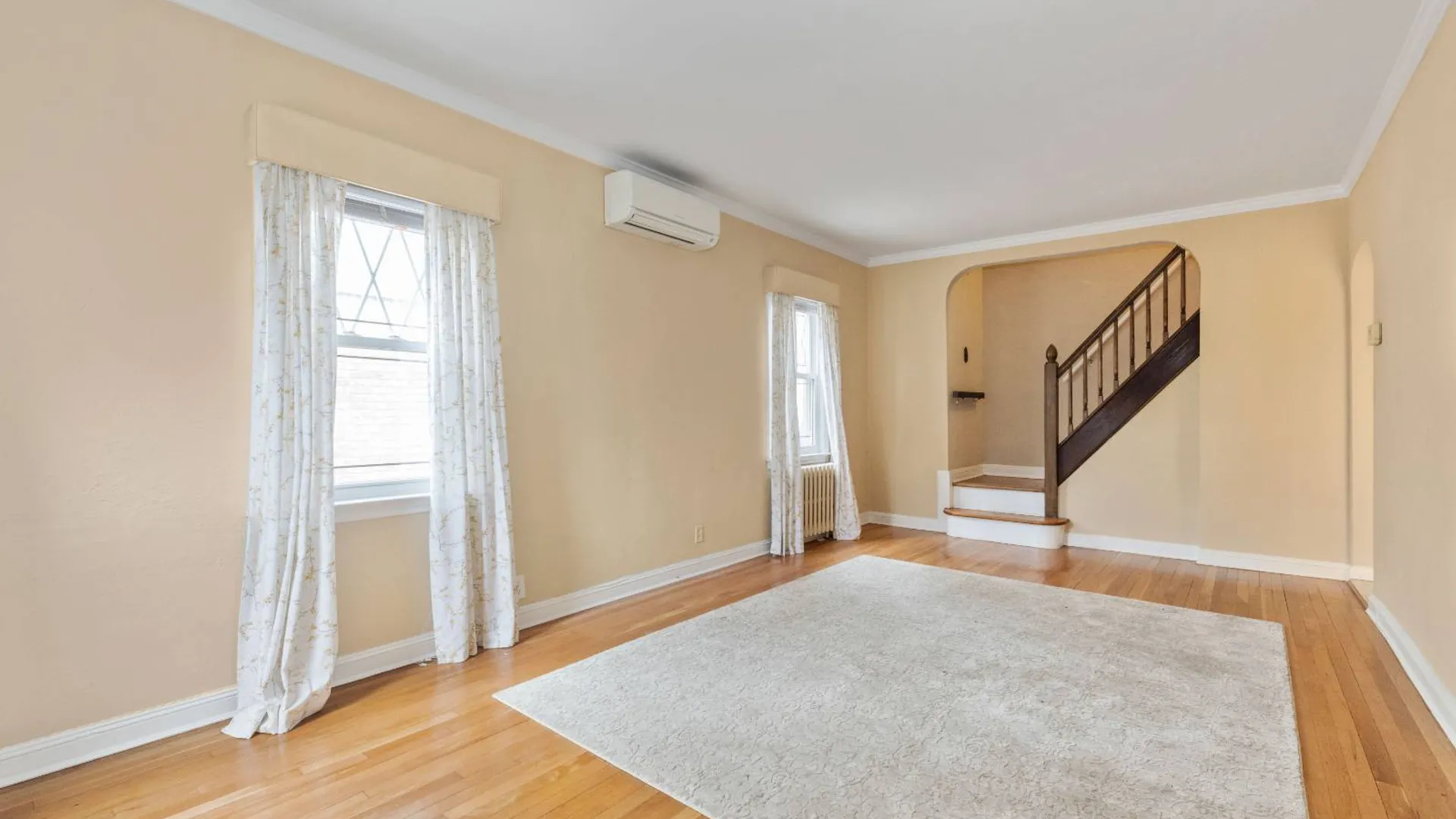 Property at 51-15 Bell Boulevard, Bayside Hills, NY 11364 4