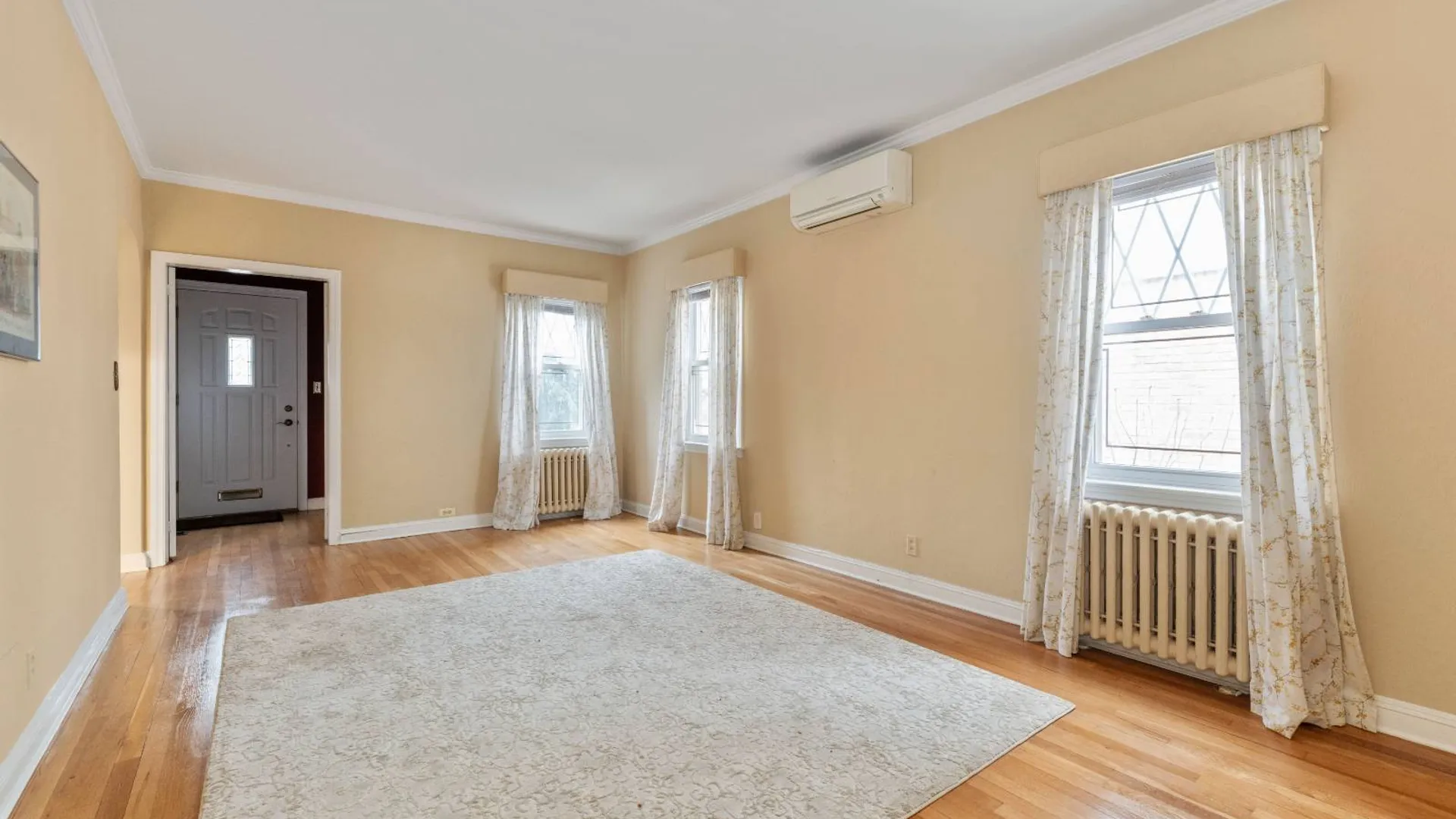 Property at 51-15 Bell Boulevard, Bayside Hills, NY 11364 5