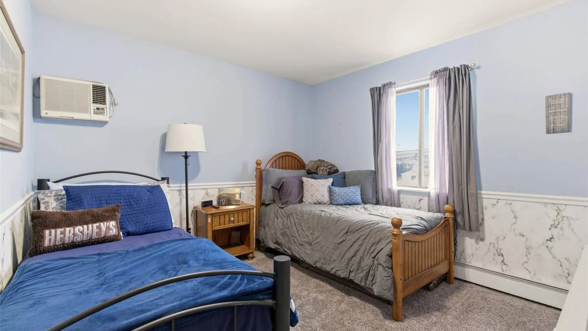 Property at 17 Westminster Lane, West Islip, NY 11795 12