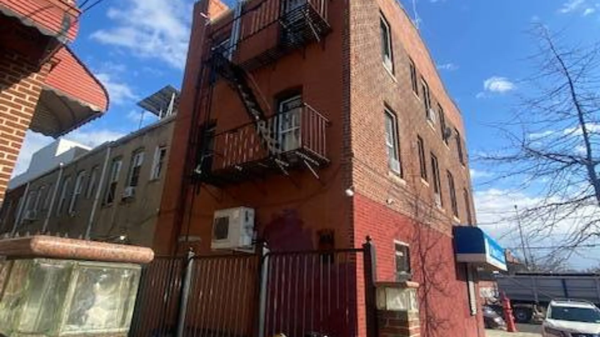 Property at 83 DUMONT AVE, Brooklyn, NY 11212 4