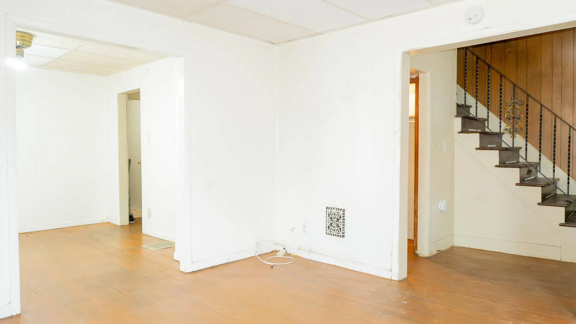 Property at 6 Harvard Street, Schenectady, NY 12304 4