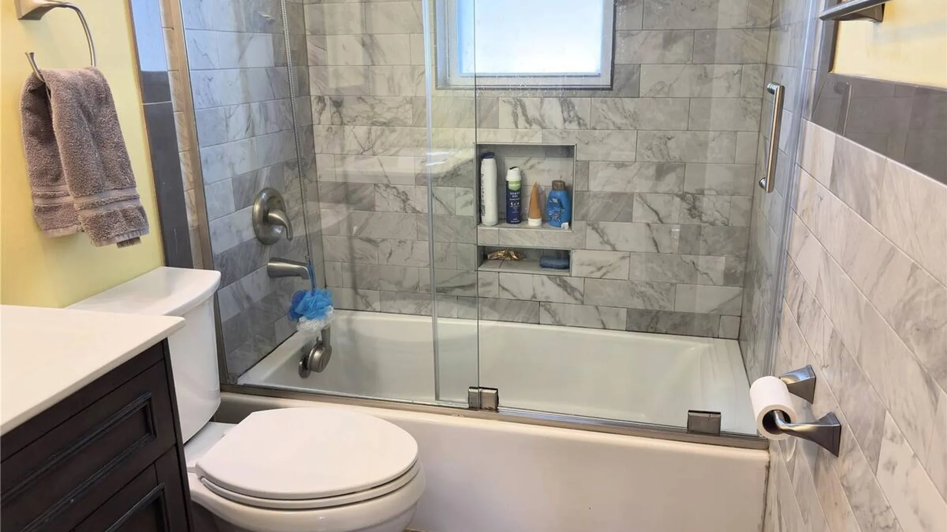 Property at 23 Kime Avenue, North Babylon, NY 11703 11