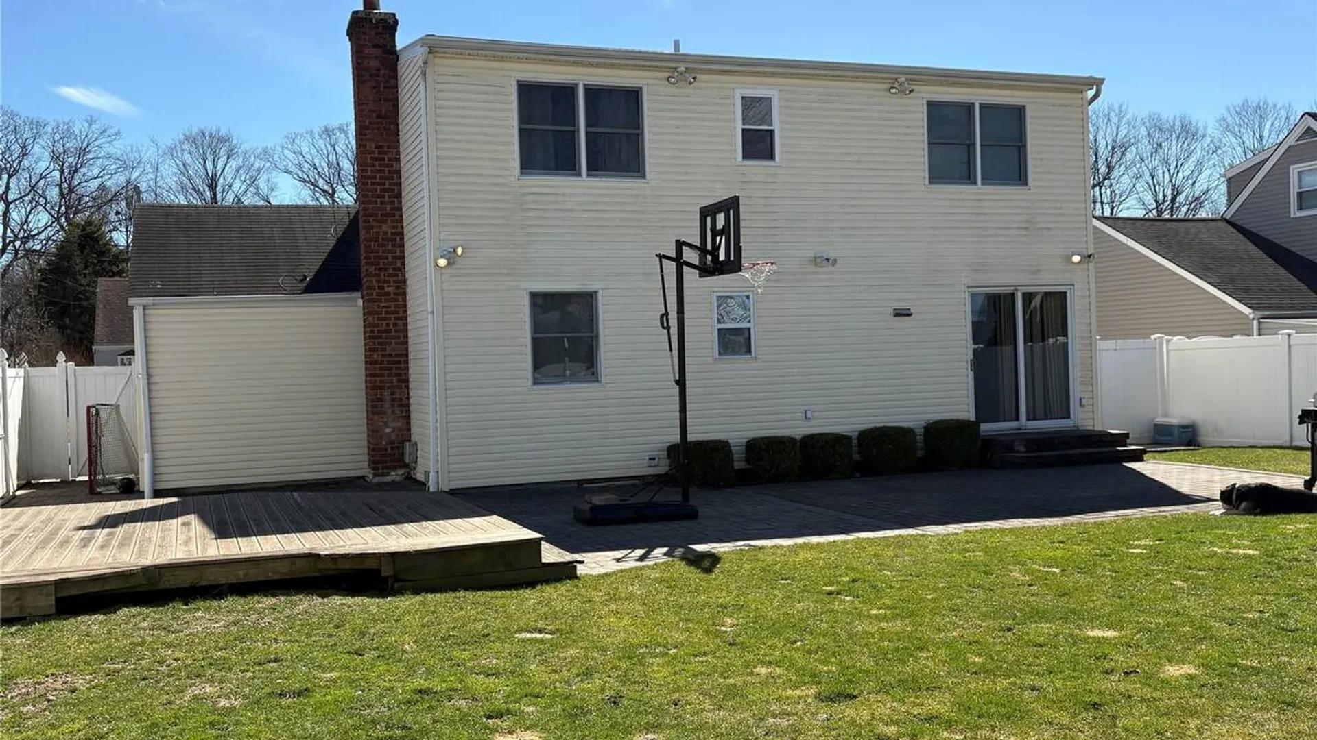 Property at 23 Kime Avenue, North Babylon, NY 11703 20