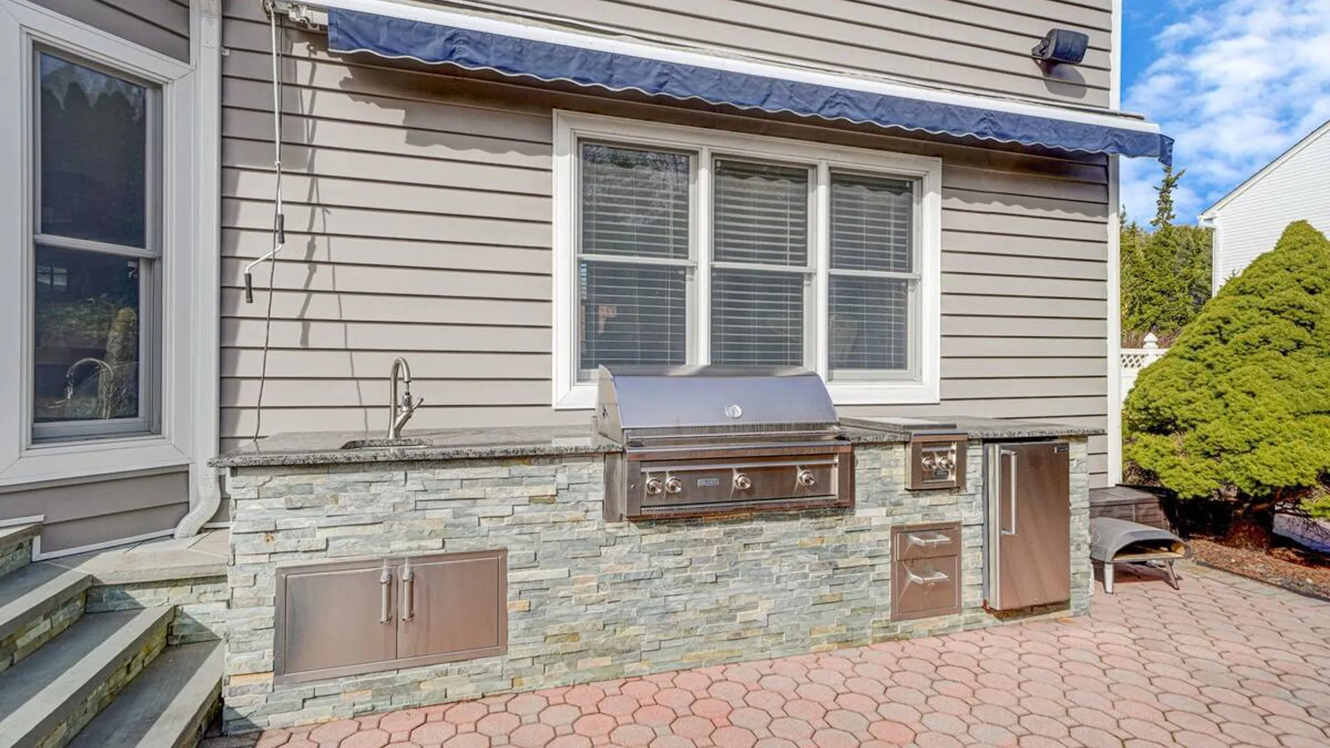 Property at 8 Kimberly Court, Manorville, NY 11949 37