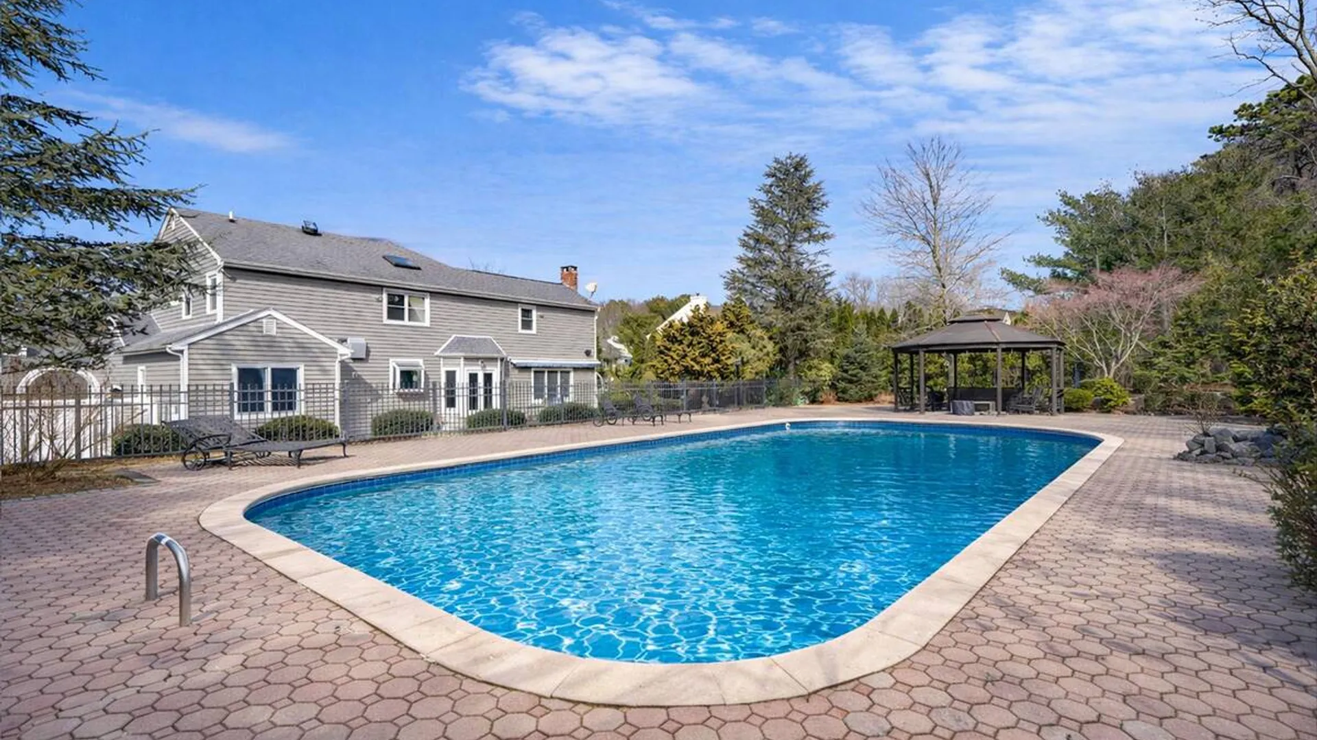 Property at 8 Kimberly Court, Manorville, NY 11949 39