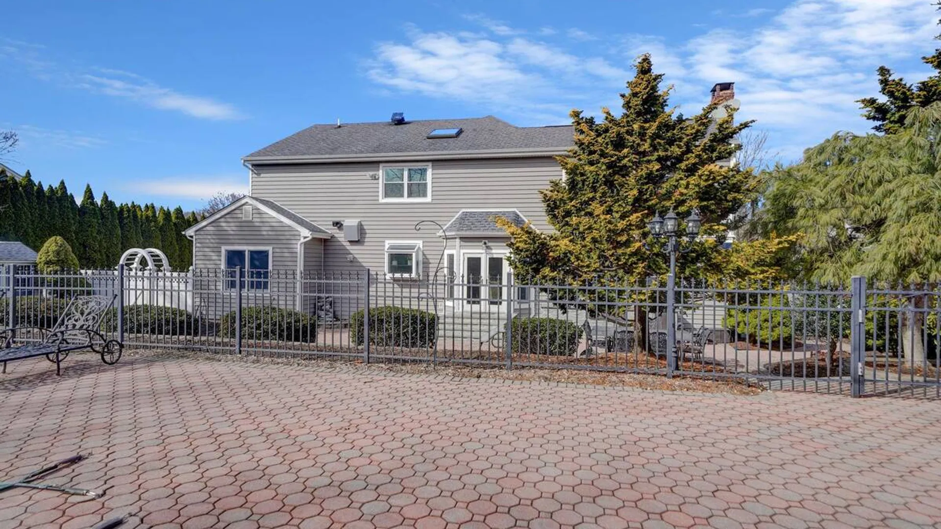 Property at 8 Kimberly Court, Manorville, NY 11949 40
