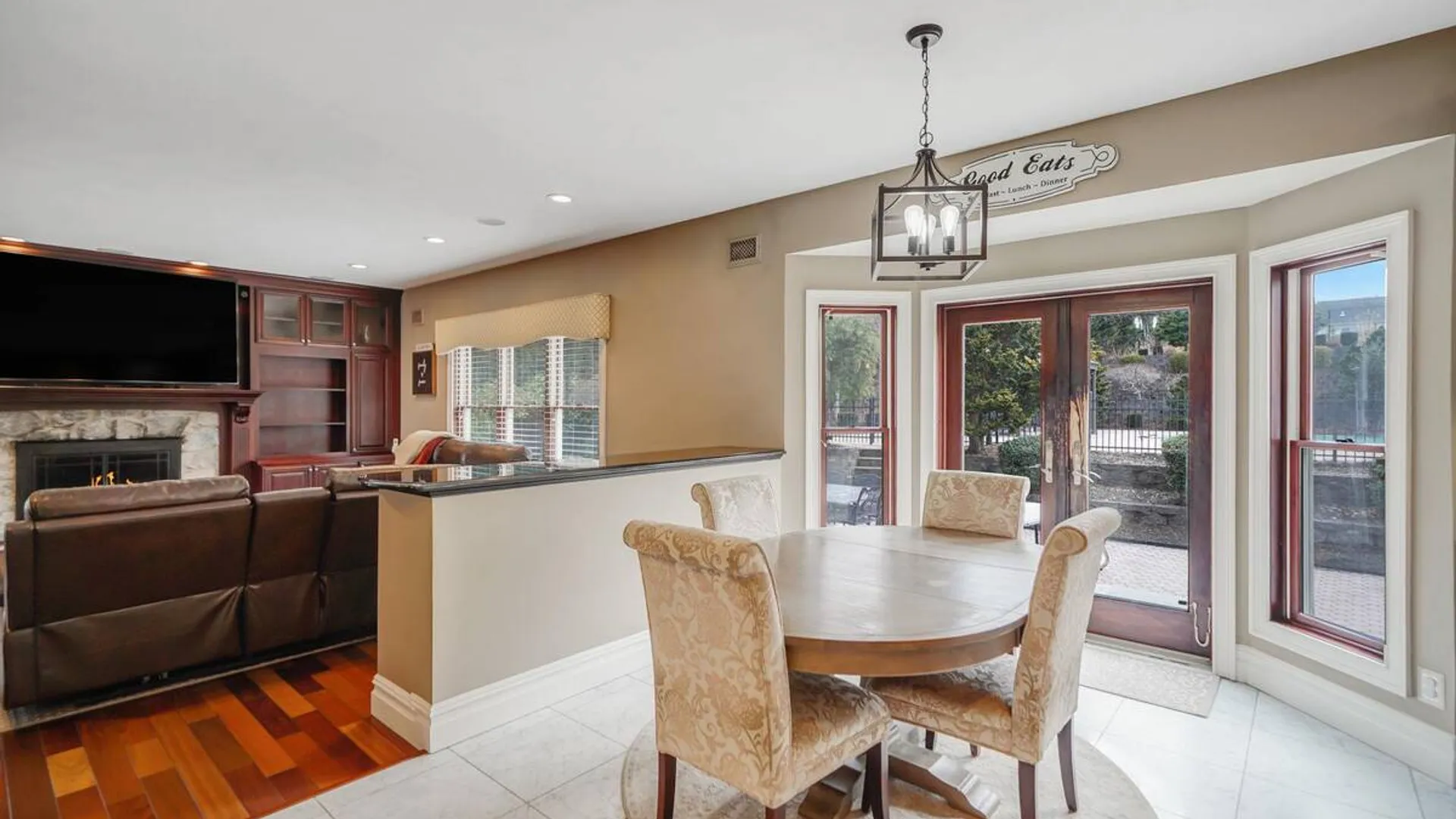 Property at 8 Kimberly Court, Manorville, NY 11949 8
