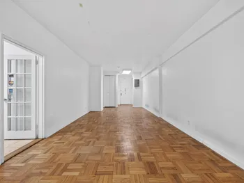 Property at 142-05 Roosevelt Ave, Flushing, NY 11354