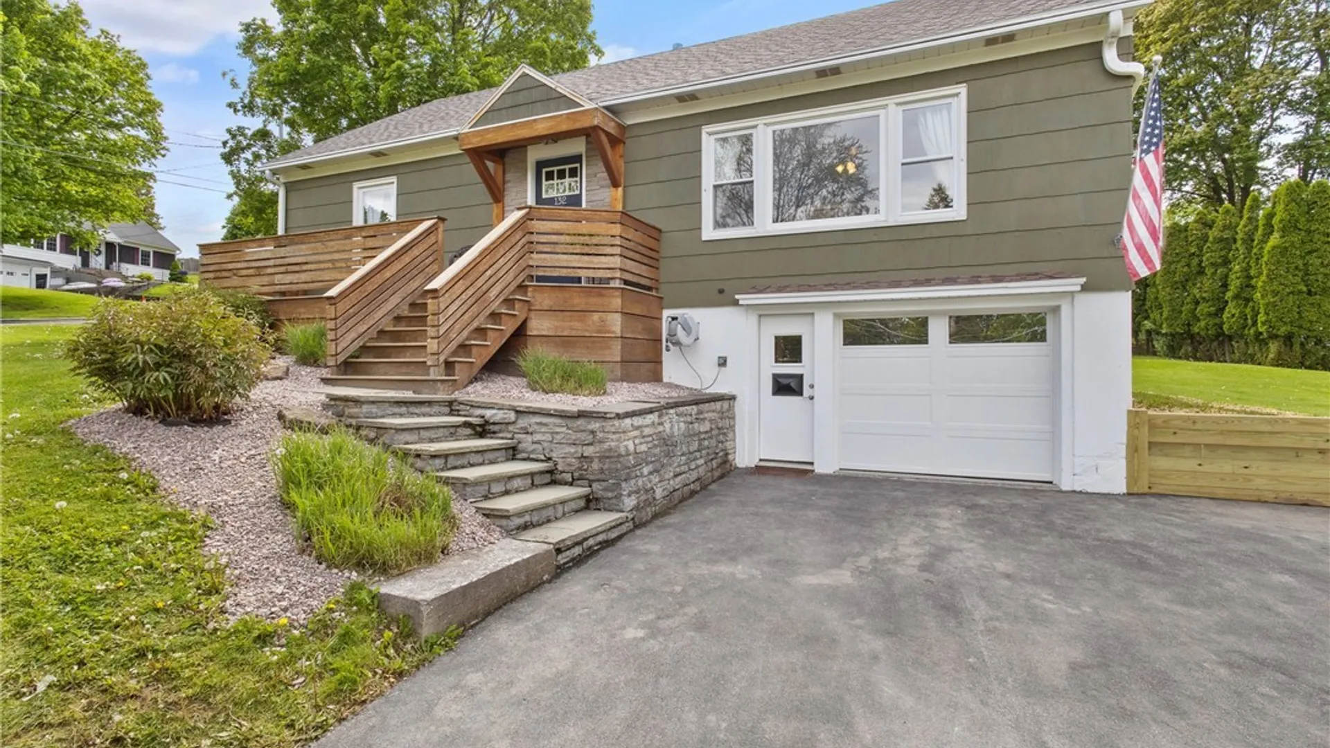 Property at 132 E Manchester Road, Geddes, NY 13219 3