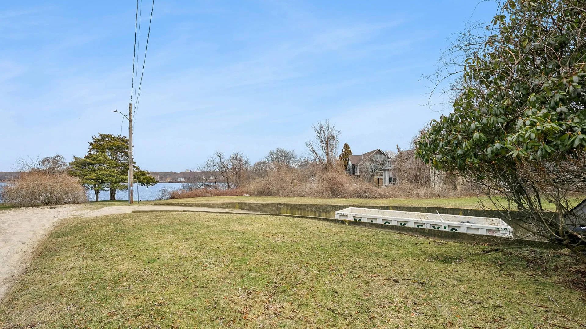 Property at 10 South Elliot Place, Montauk, NY 11954 5