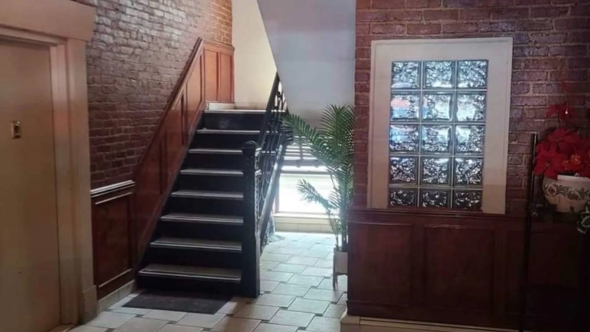 Property at 40-04 36th Ave, Astoria, NY 11101 10