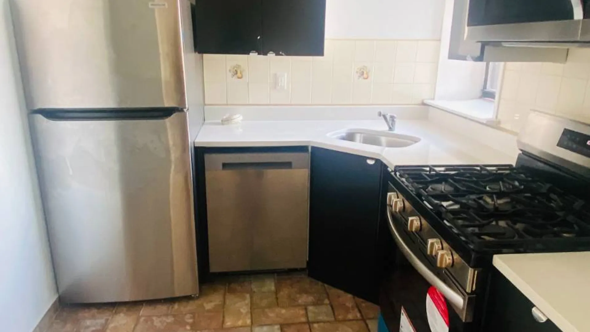 Property at 40-04 36th Ave, Astoria, NY 11101 2