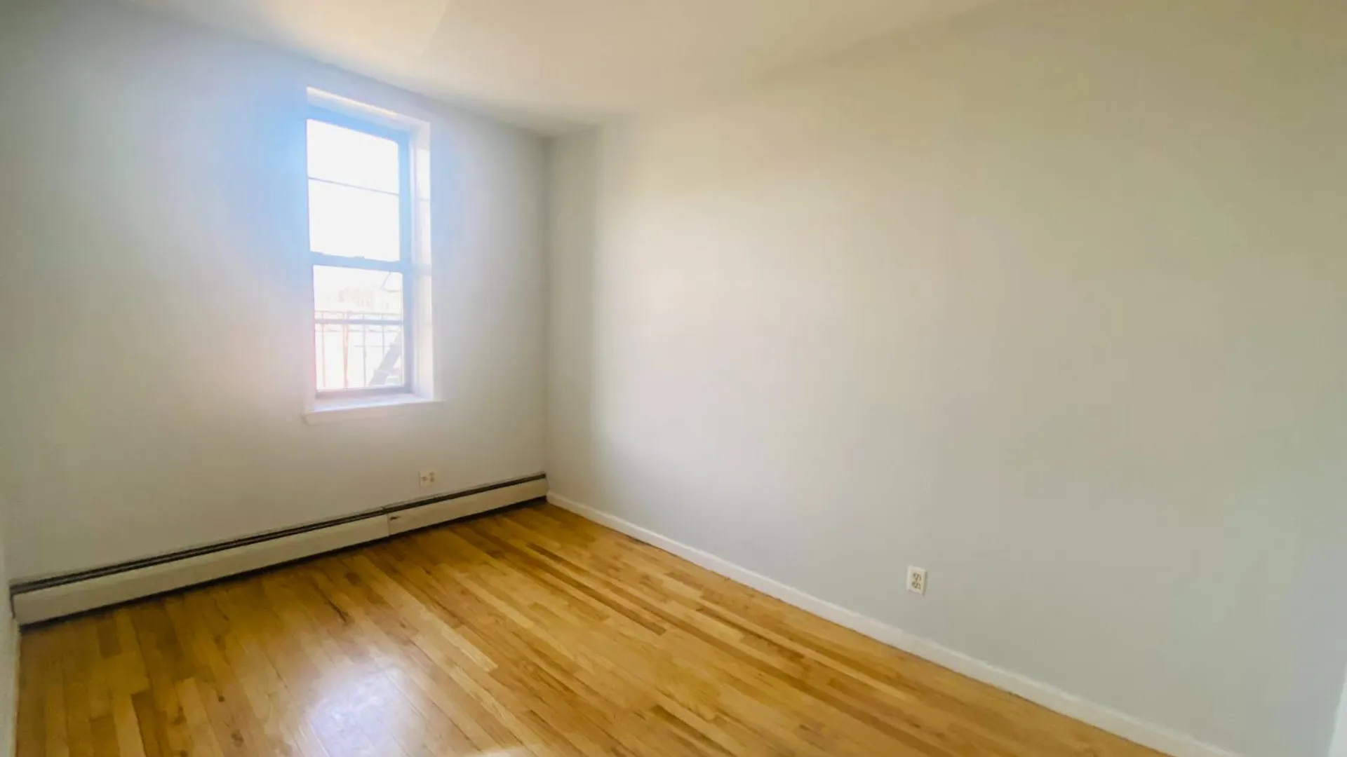 Property at 40-04 36th Ave, Astoria, NY 11101 6