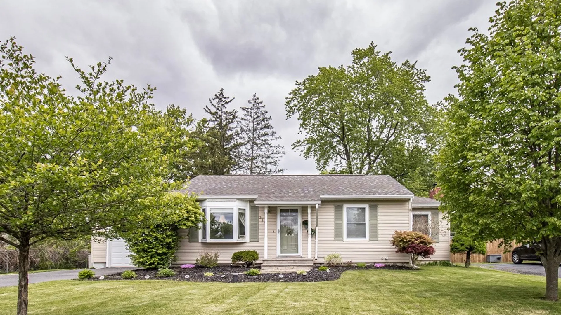 Property at 316 Washburn Drive, DeWitt, NY 13057 3