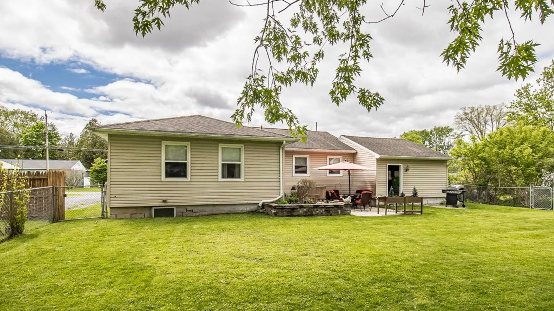 Property at 316 Washburn Drive, DeWitt, NY 13057 41