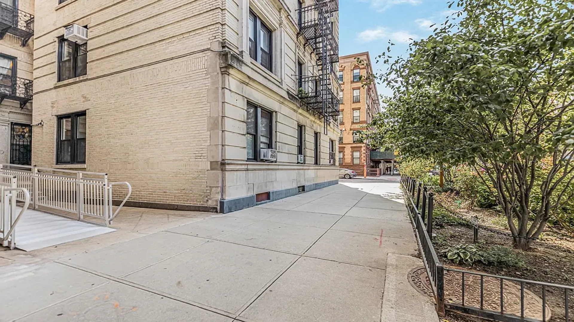 Property at 530 Manhattan Ave, New York, NY 10027 14