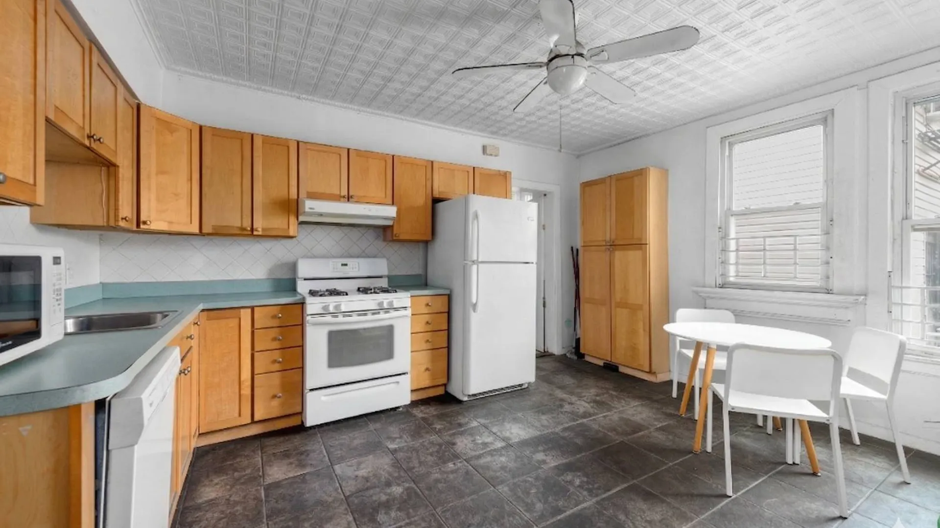 Property at 1290 Prospect Avenue, Brooklyn, NY 11218 9