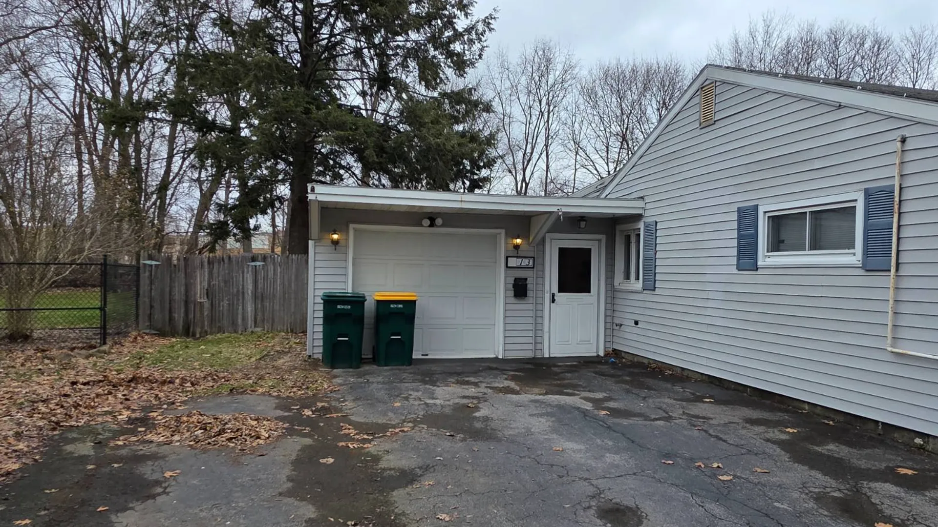 Property at 13 Lincoln Rd, North Syracuse, NY 13212 2