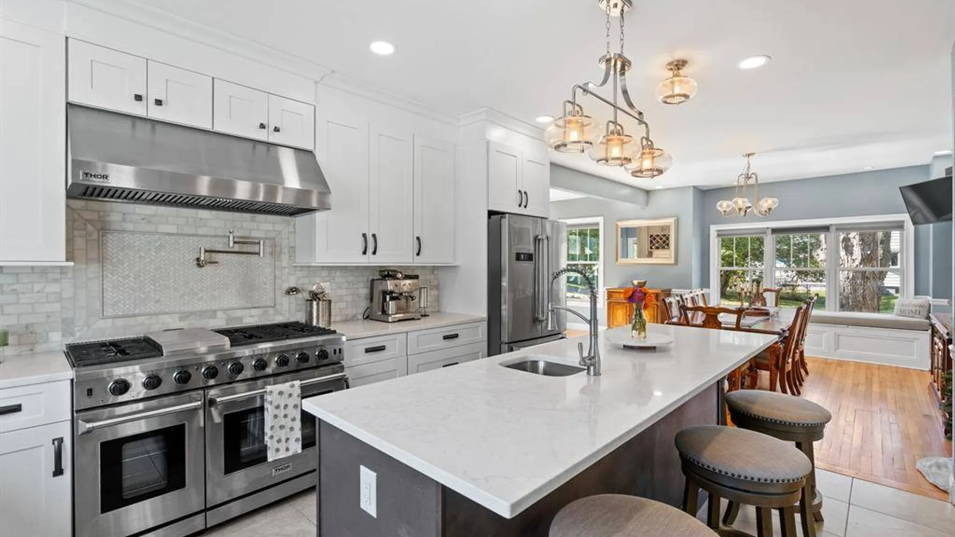 Property at 42 Colonial Ave, Warwick, NY 10990 2