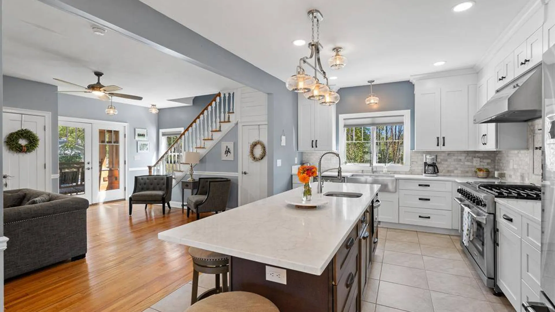 Property at 42 Colonial Ave, Warwick, NY 10990 7