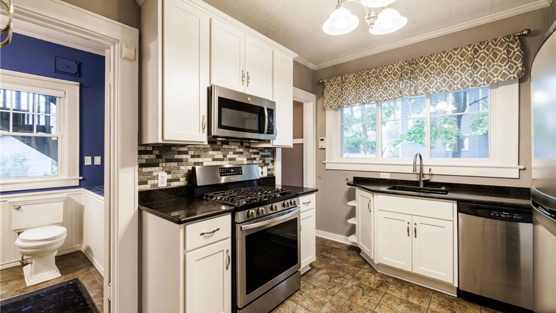 Property at 100 Highland Ave #1, Rochester, NY 14620 4