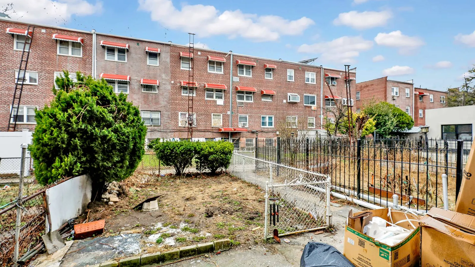 Property at 560 east 80 street, brooklyn, NY 11236 13