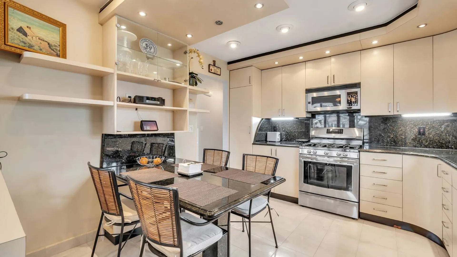 Property at 77 Levit Ave, Staten Island, NY 10314 12