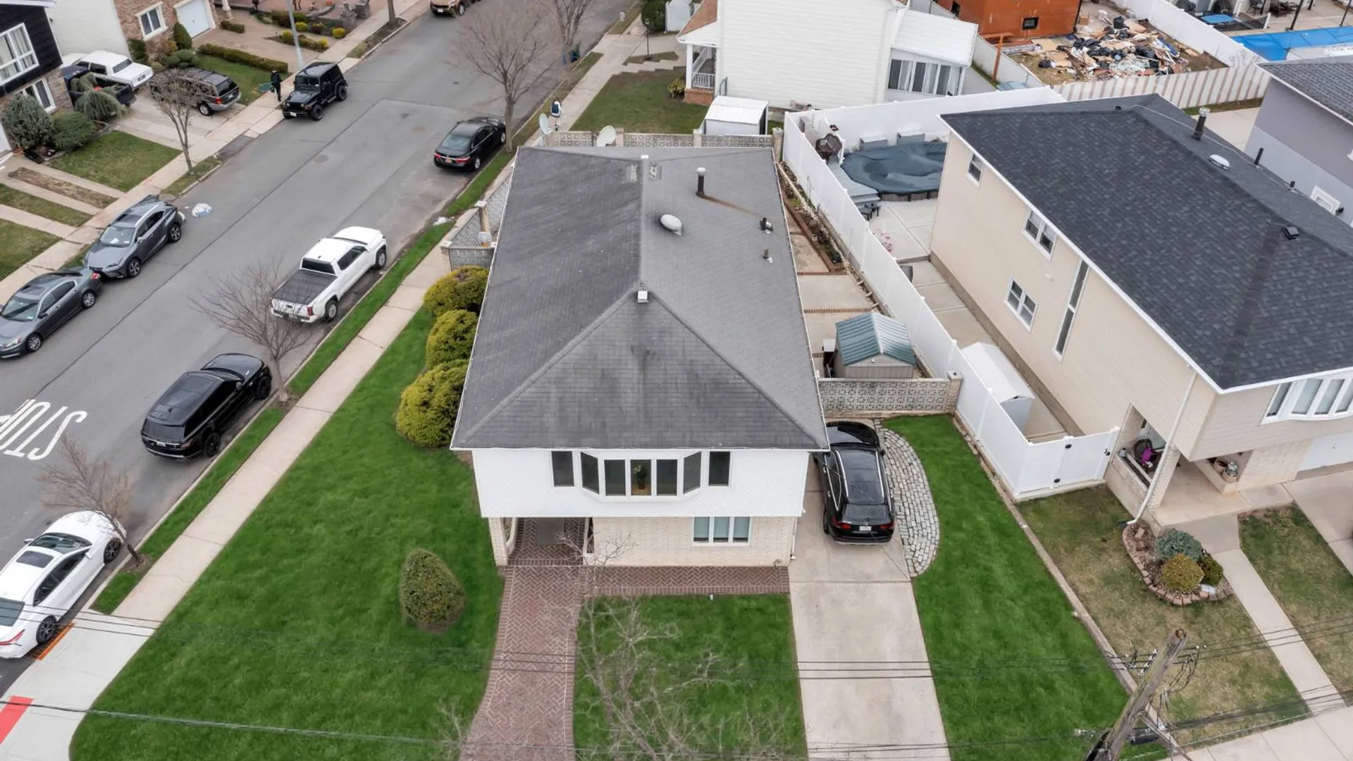 Property at 77 Levit Ave, Staten Island, NY 10314 2
