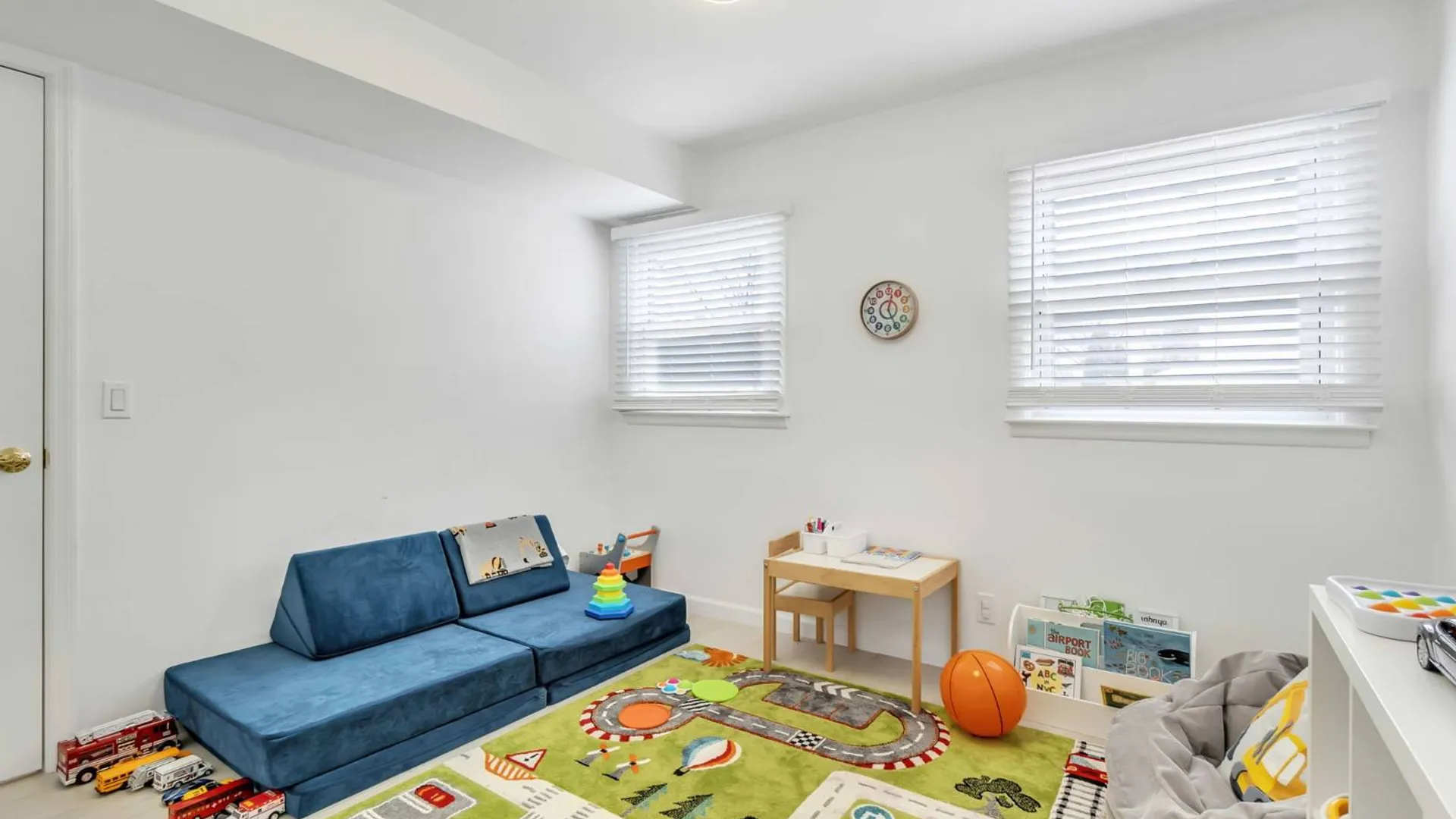 Property at 77 Levit Ave, Staten Island, NY 10314 49