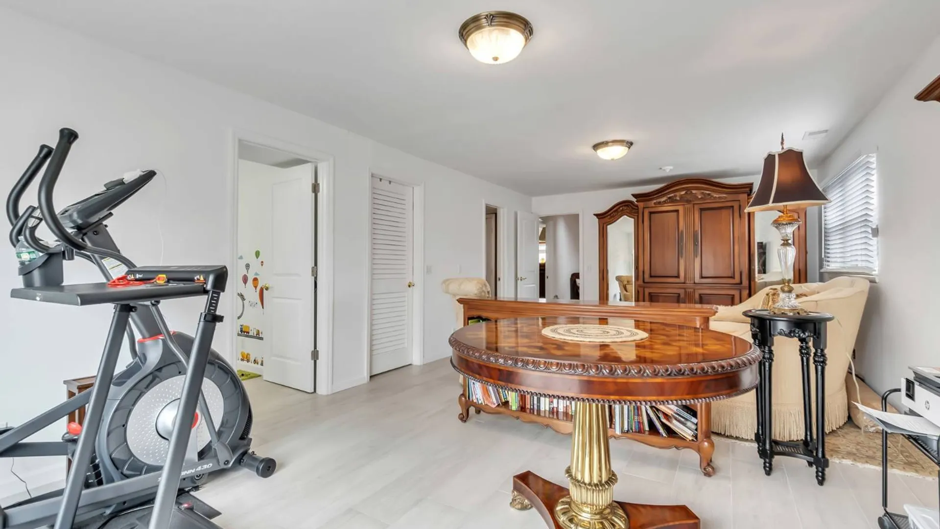 Property at 77 Levit Ave, Staten Island, NY 10314 59