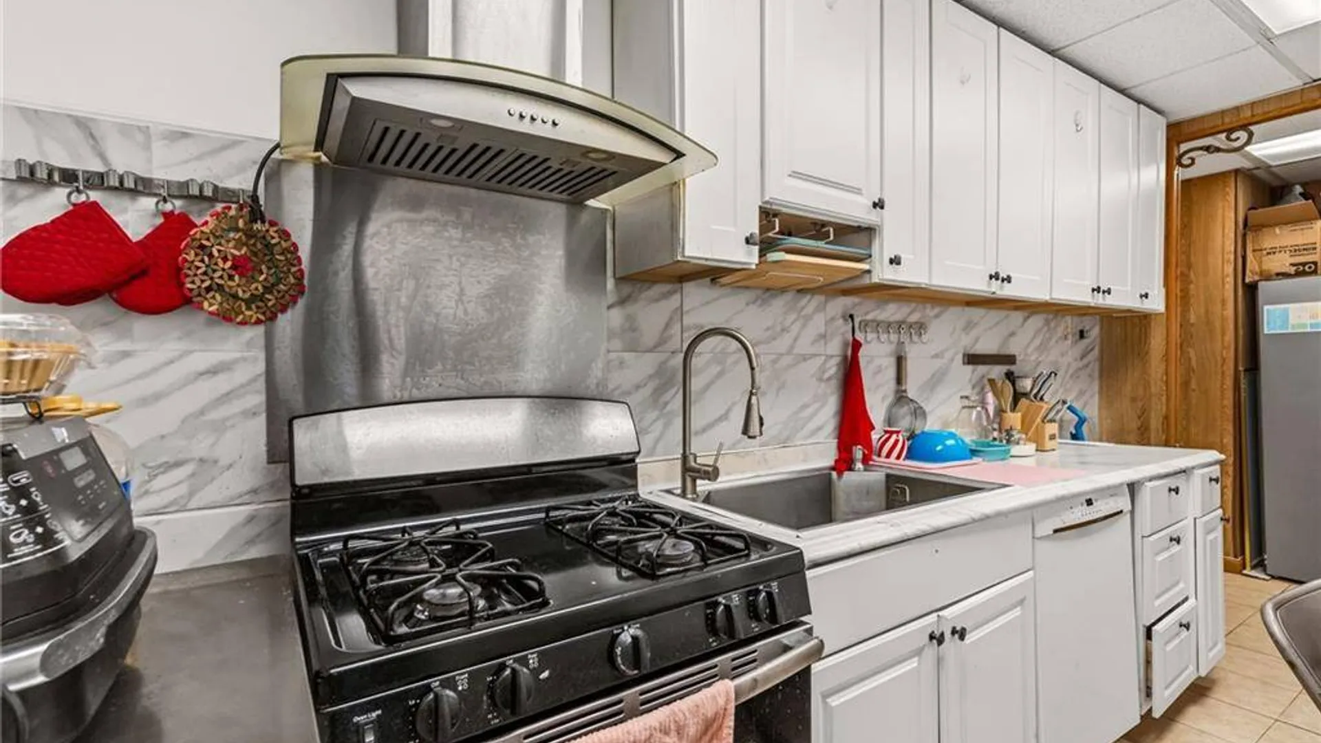 Property at 3105 Brighton 3rd Street, Brooklyn, NY 11235 10
