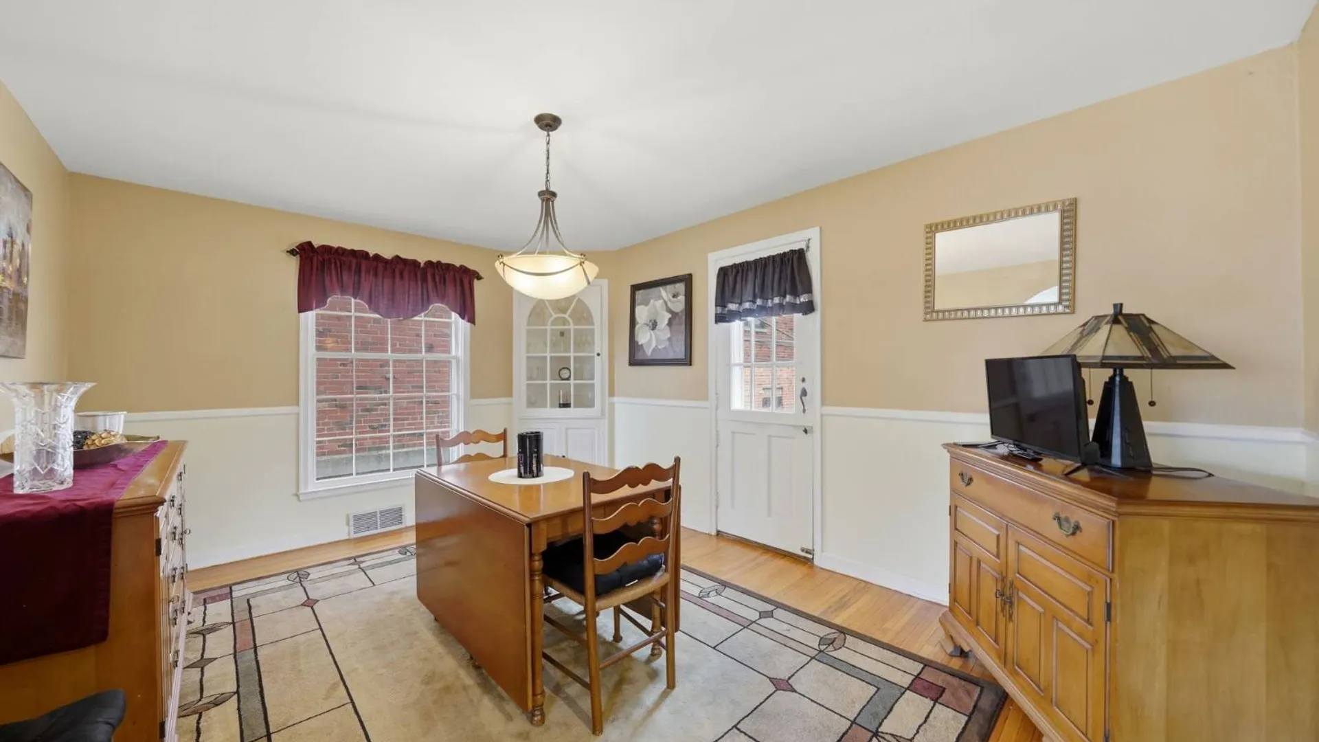 Property at 999 Colvin Blvd, Kenmore, NY 14217 14
