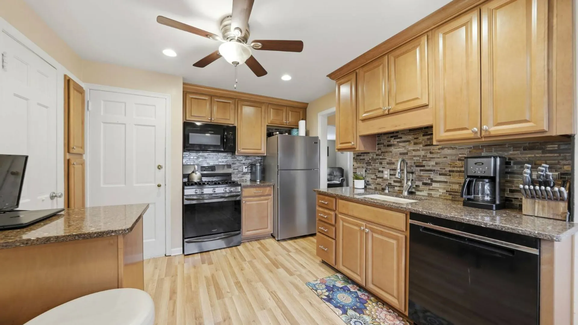 Property at 999 Colvin Blvd, Kenmore, NY 14217 15