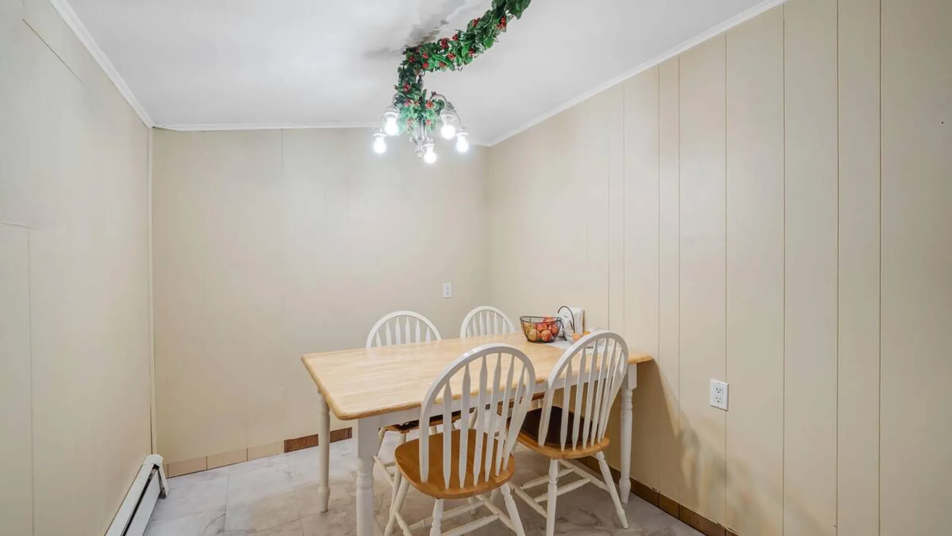 Property at 11 Rosemont Avenue, Farmingville, NY 11738 12