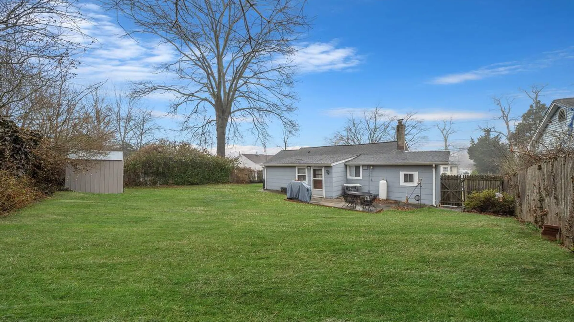 Property at 11 Rosemont Avenue, Farmingville, NY 11738 29