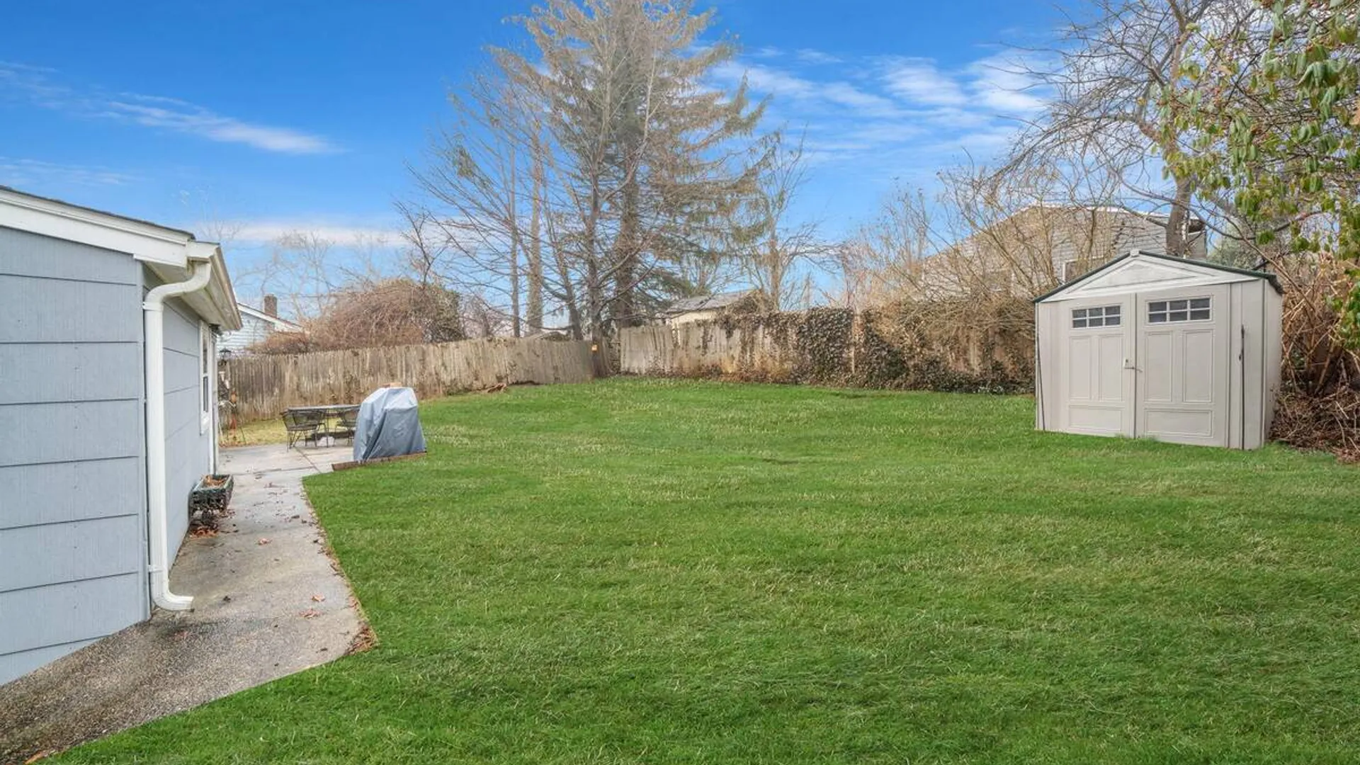 Property at 11 Rosemont Avenue, Farmingville, NY 11738 32