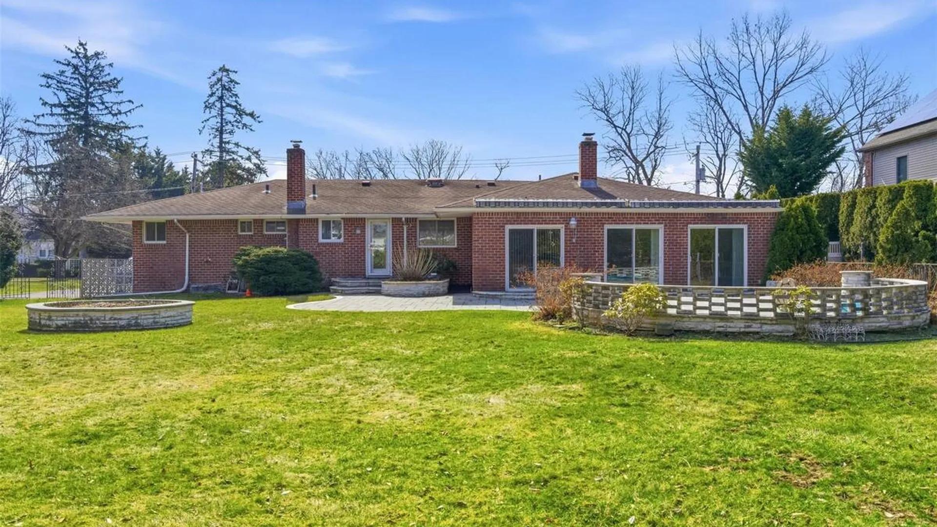 Property at 137 Burr Road, East Northport, NY 11731 29
