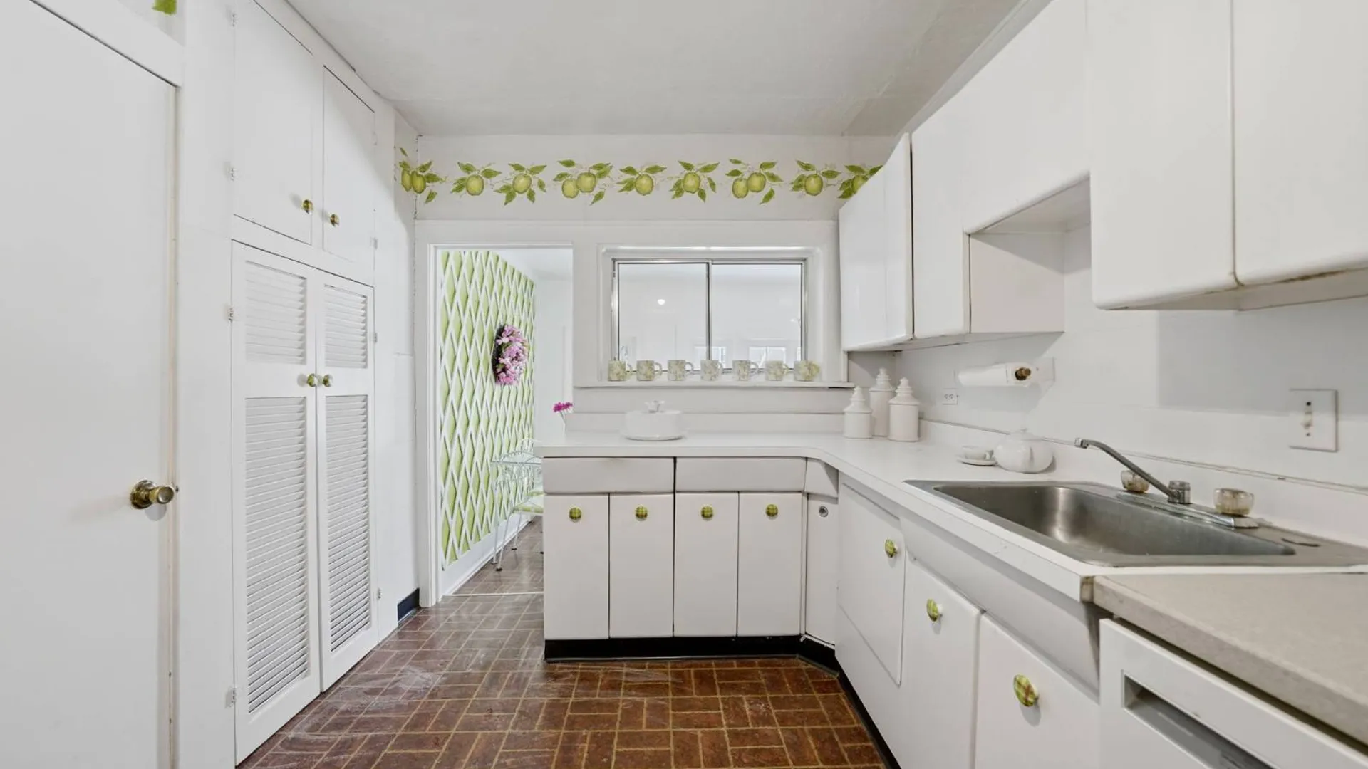 Property at 27 Winston Road, BUFFALO, NY 14216 21