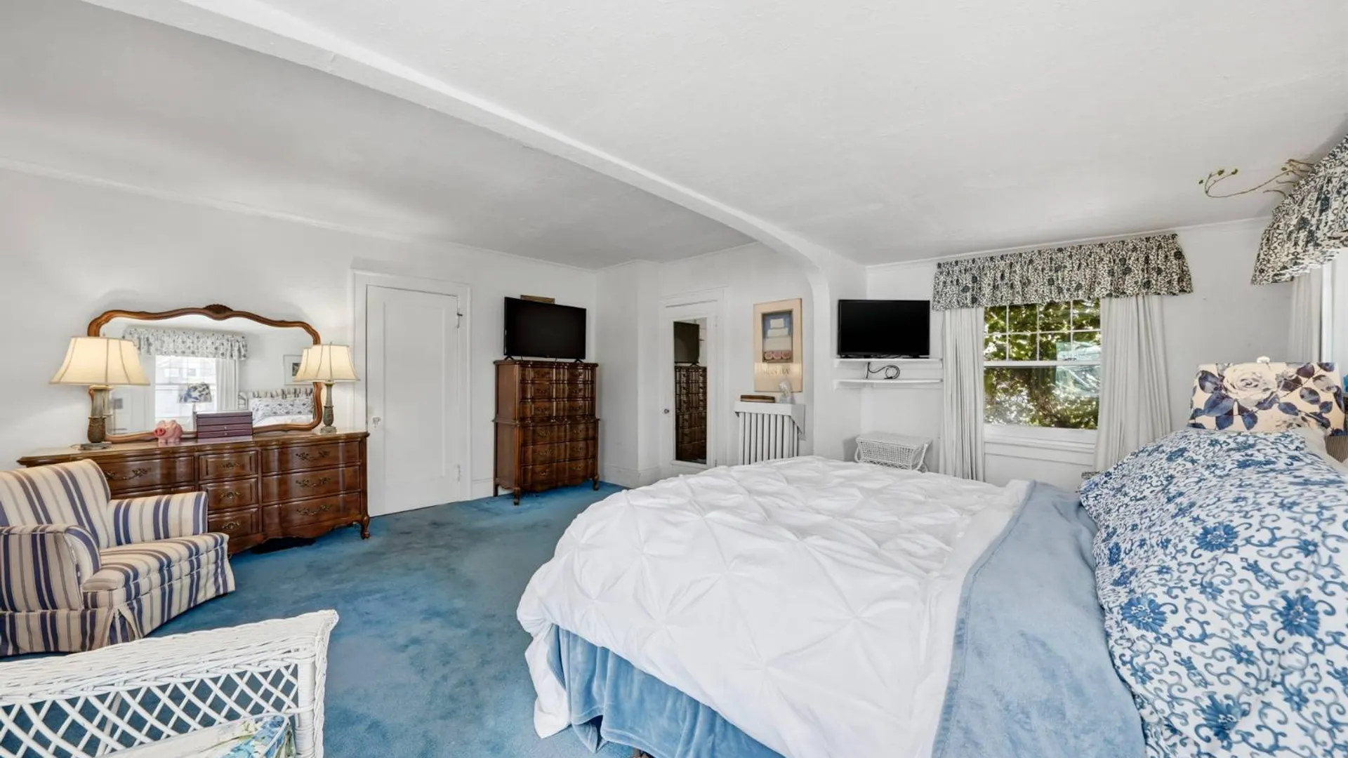 Property at 27 Winston Road, BUFFALO, NY 14216 34